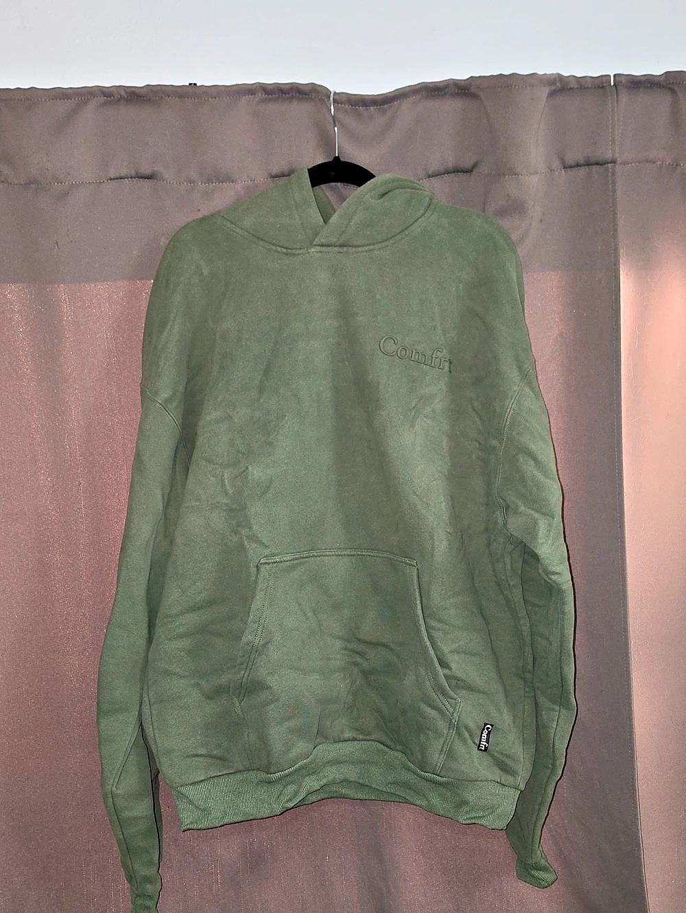 Comfrt Signature Hoodie Green Pullover Hoodie